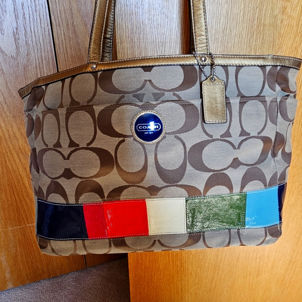XL Coach signature Legacy purse/diaper bag/computer bag
